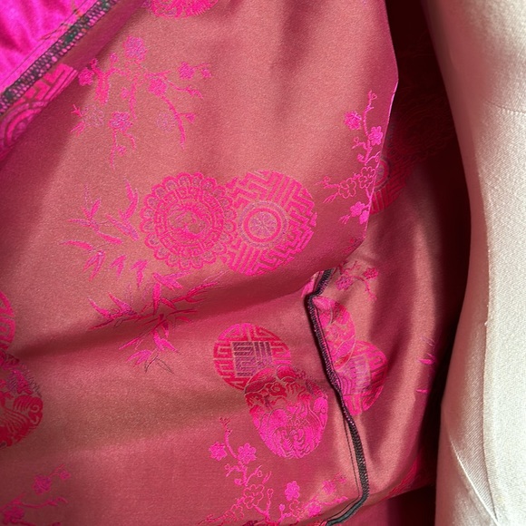 Kimono/ Geisha robe /Size S- M / FUCHSIA /Rayon Brocade - Picture 9 of 9